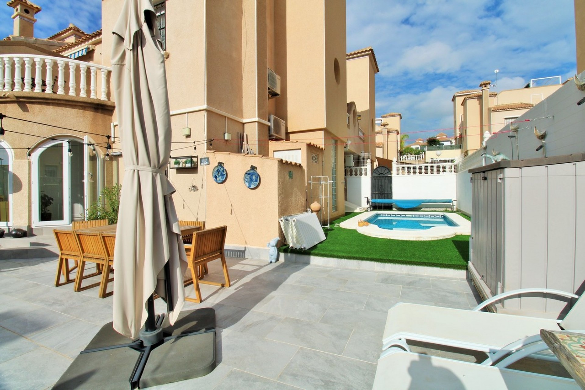 Resale - Town House -
Villamartin - Costa Blanca