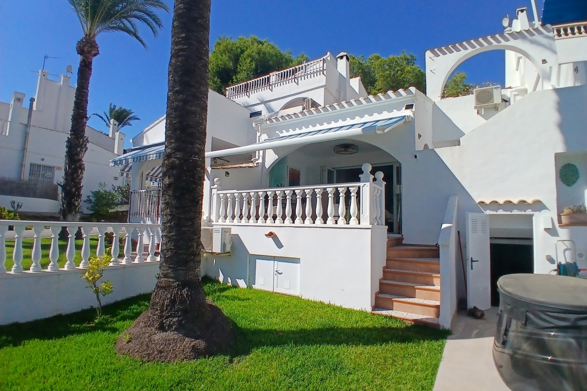 Resale - Town House -
Villamartin - Costa Blanca