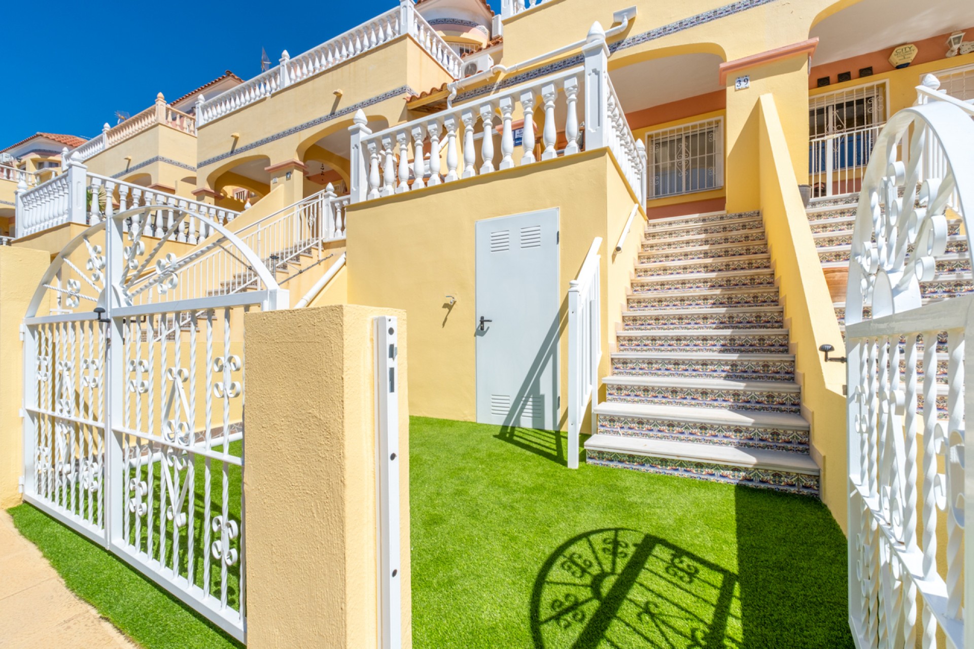 Resale - Town House -
Villamartin - Costa Blanca