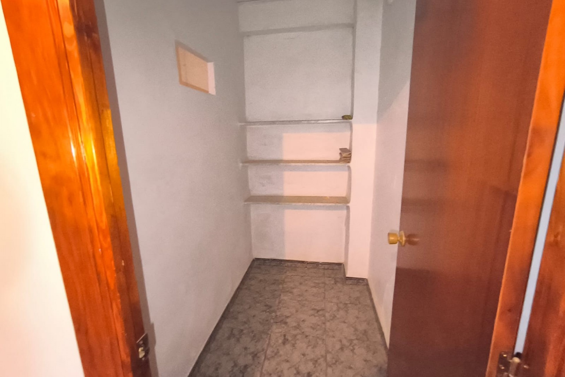 Resale - Town House -
Yecla - Inland