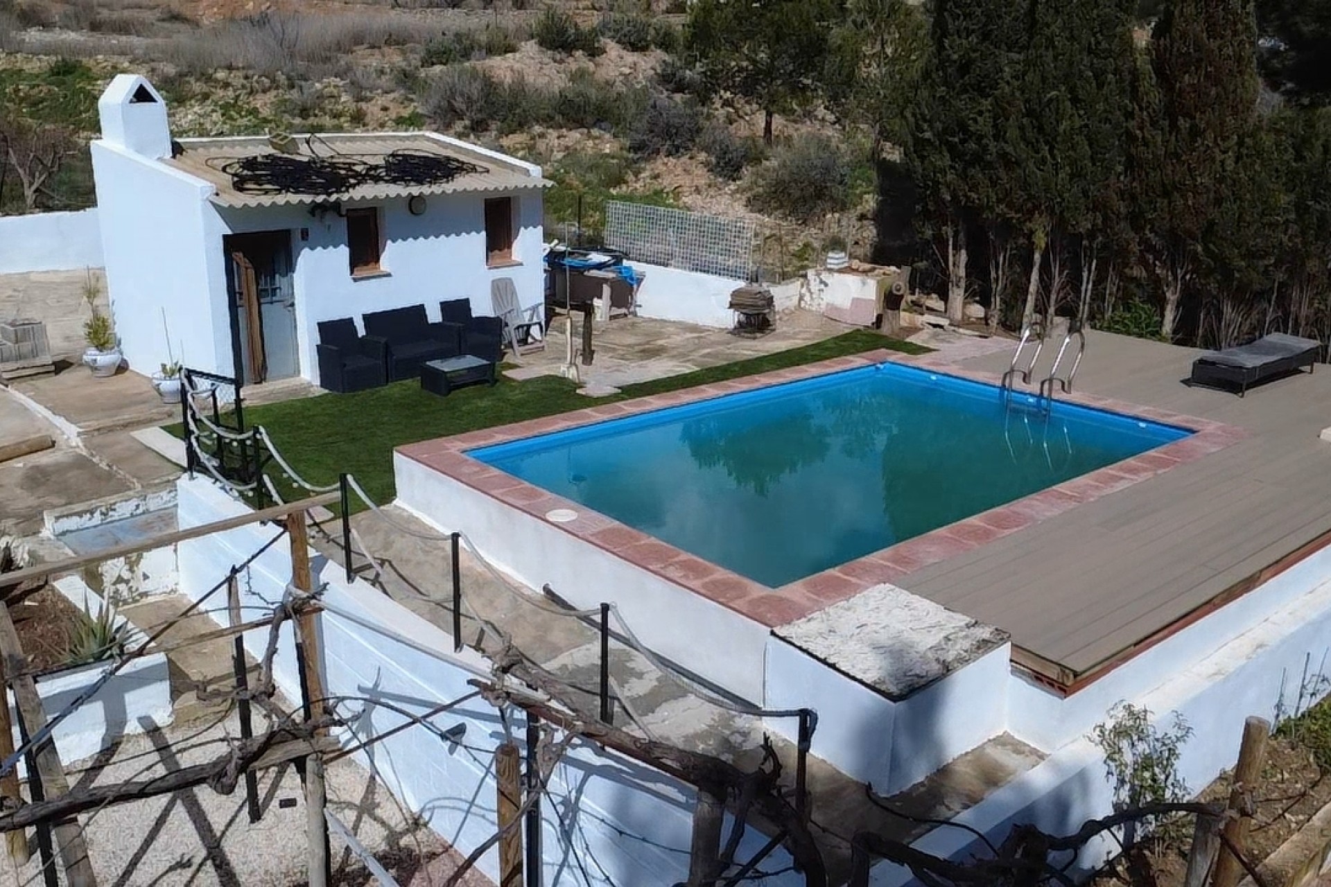 Resale - Town House -
Yecla - Inland