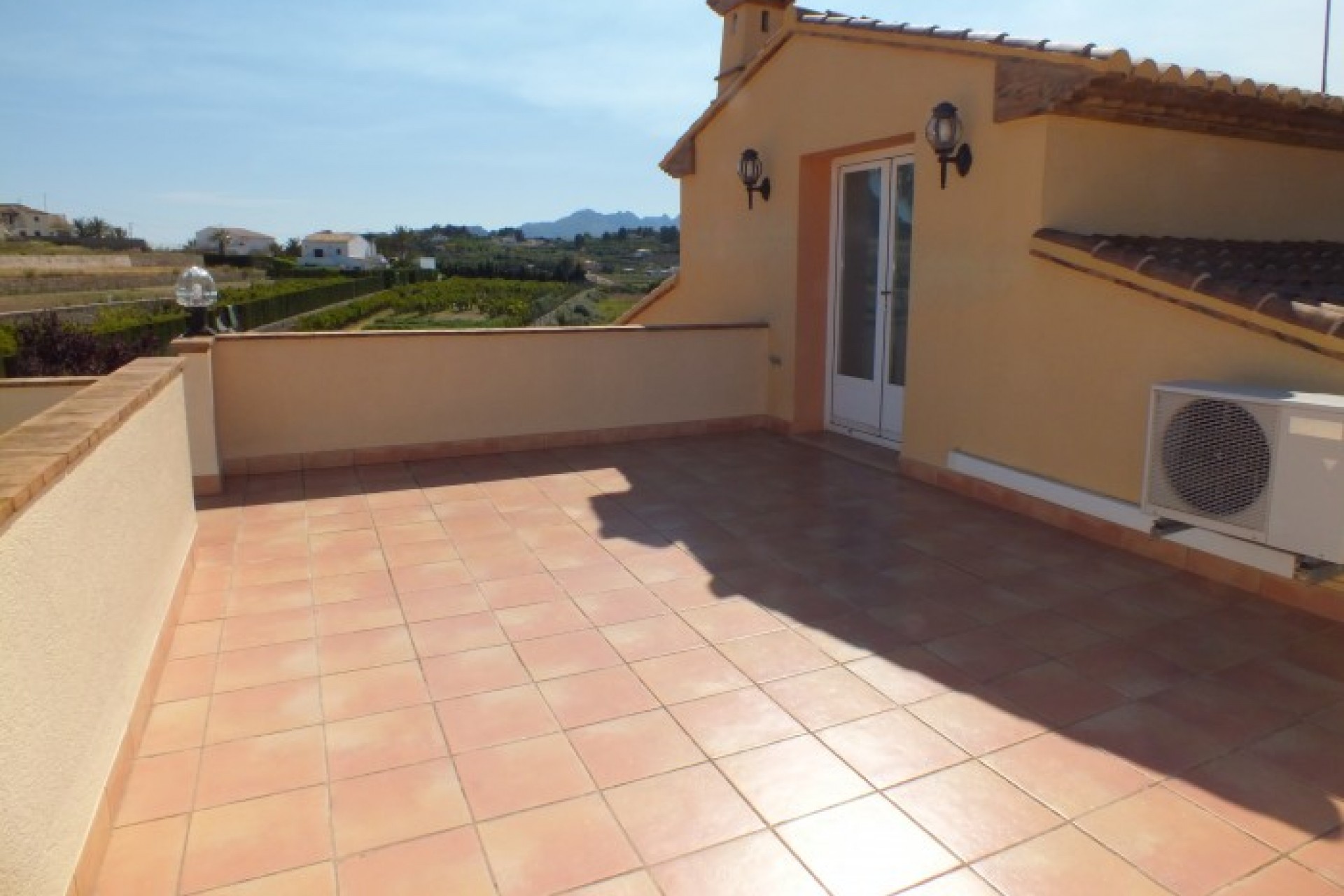 Resale - Villa -
3574 - Inland