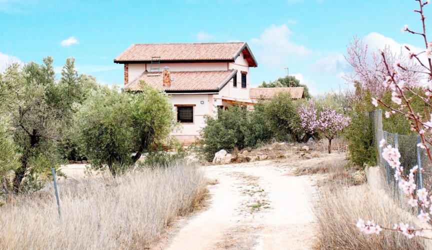 Resale - Villa -
Abanilla - Inland