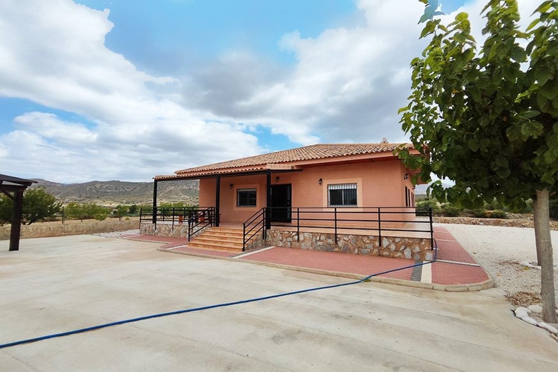 Resale - Villa -
Abanilla - Inland