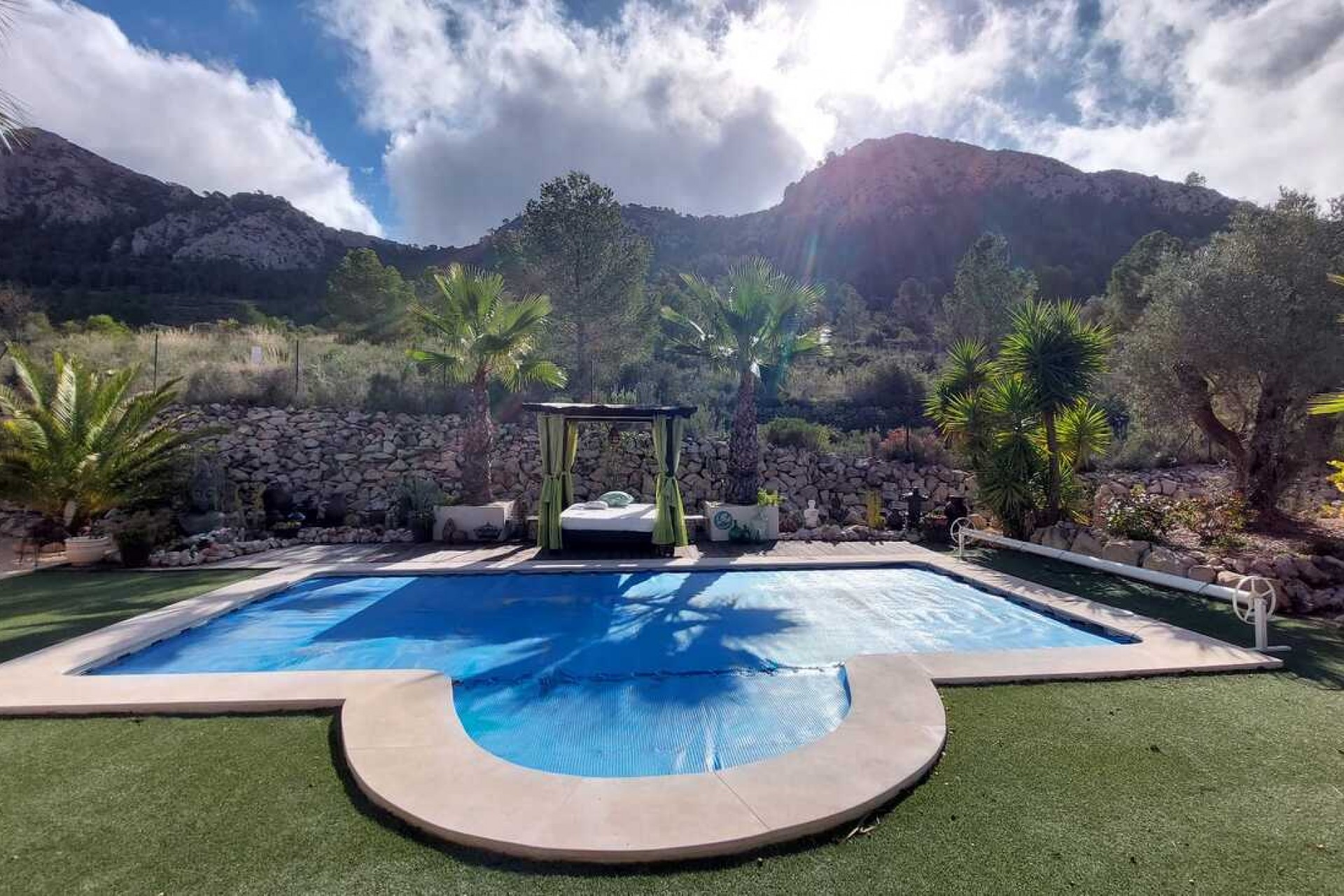 Resale - Villa -
Abanilla - La Zarza