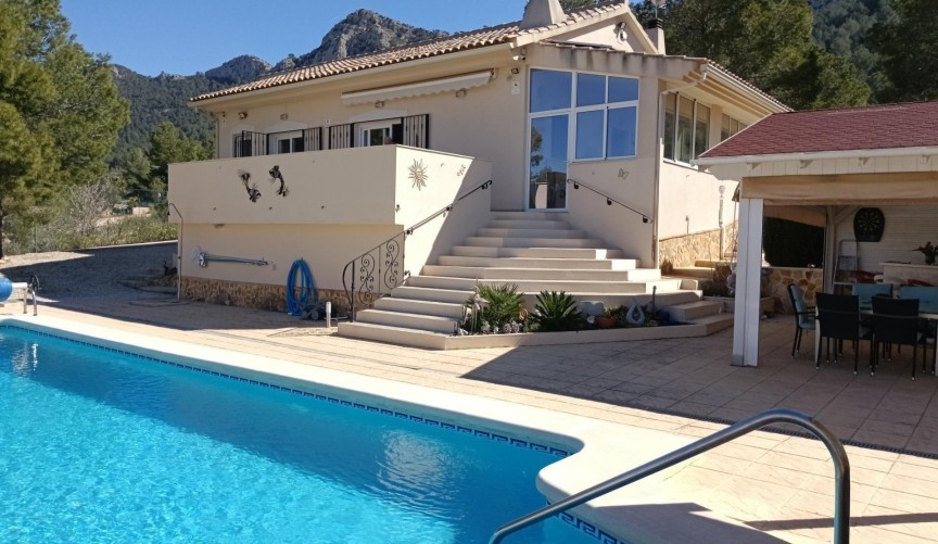 Resale - Villa -
Abanilla