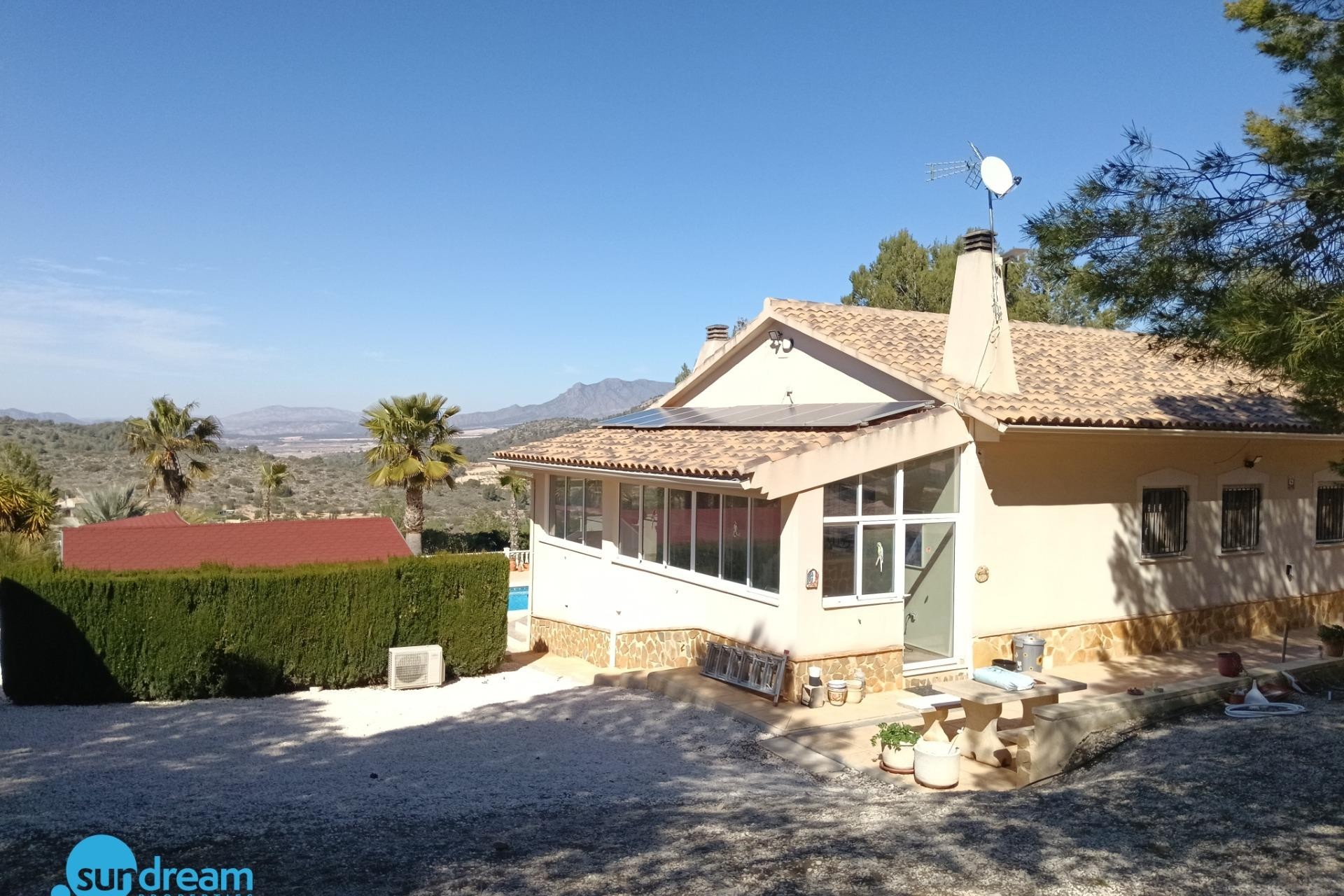 Resale - Villa -
Abanilla