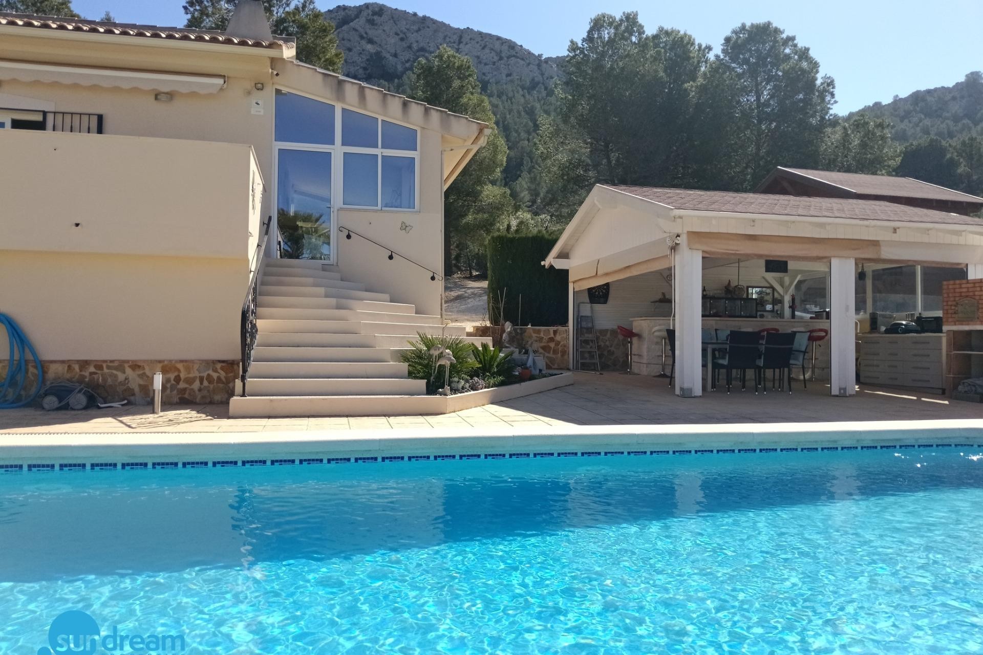 Resale - Villa -
Abanilla