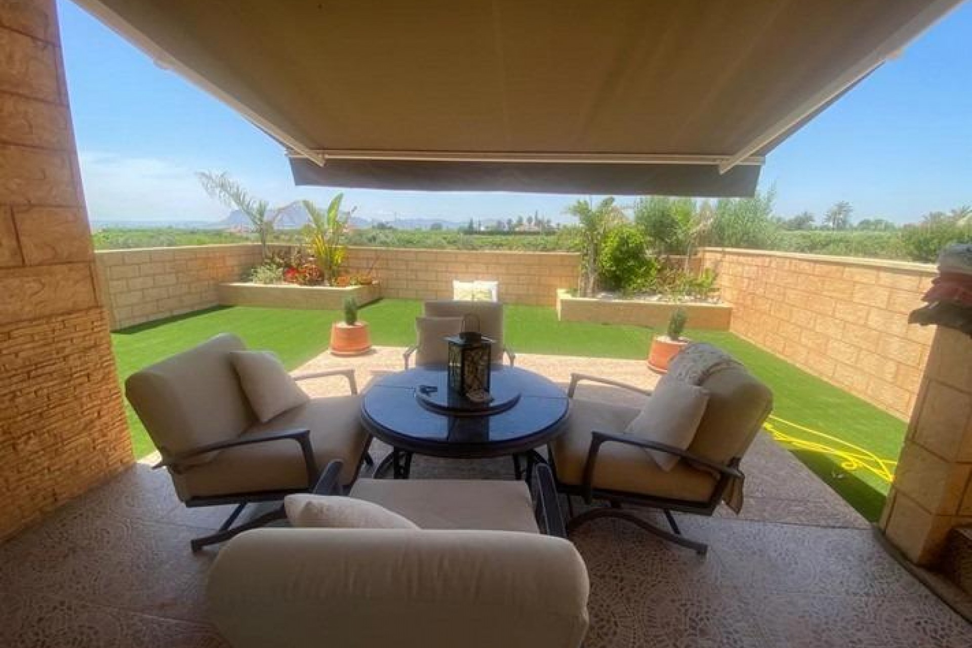 Resale - Villa -
Albatera - Campo De Albatera