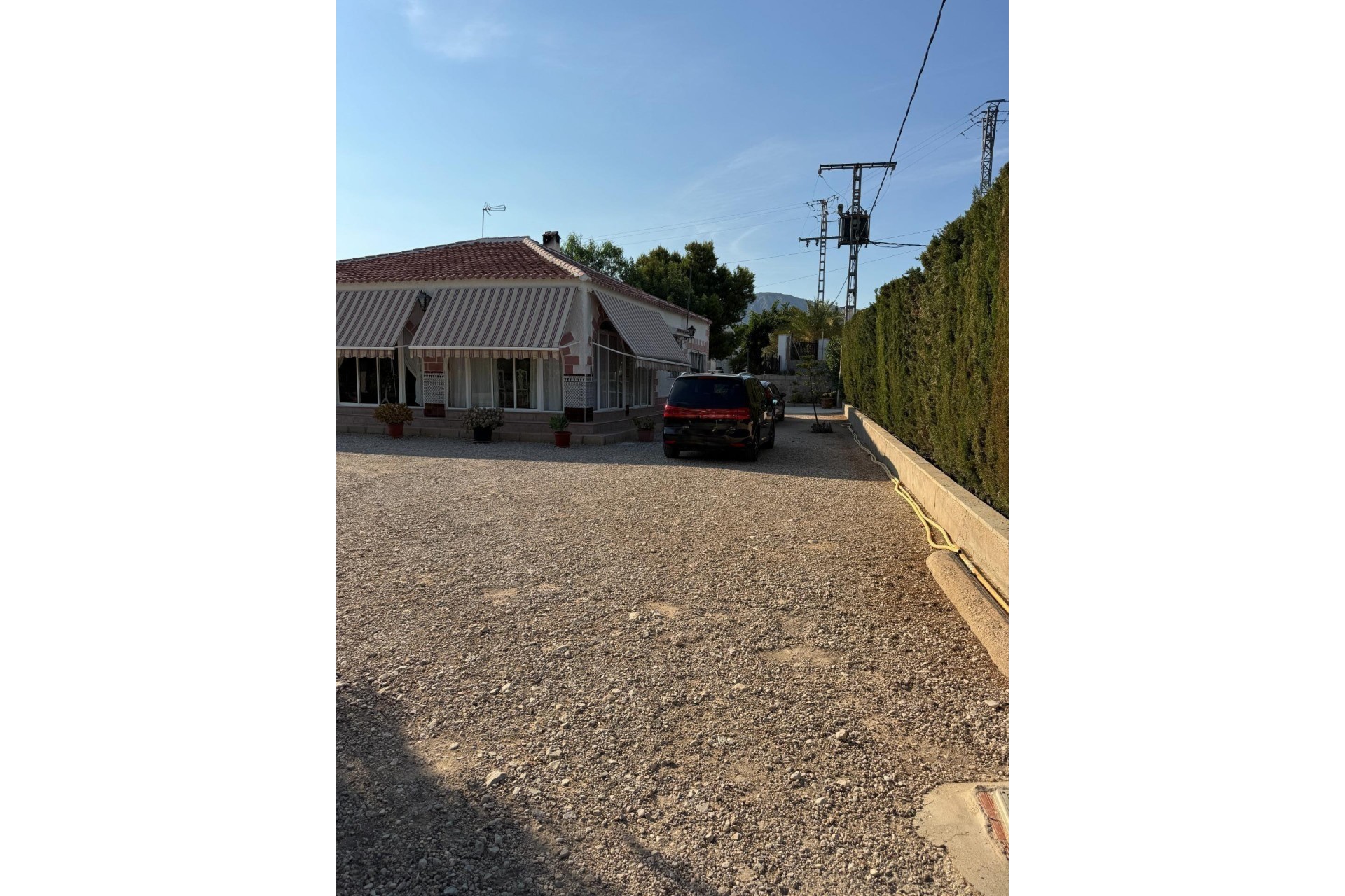 Resale - Villa -
Albatera - Partida Lomas