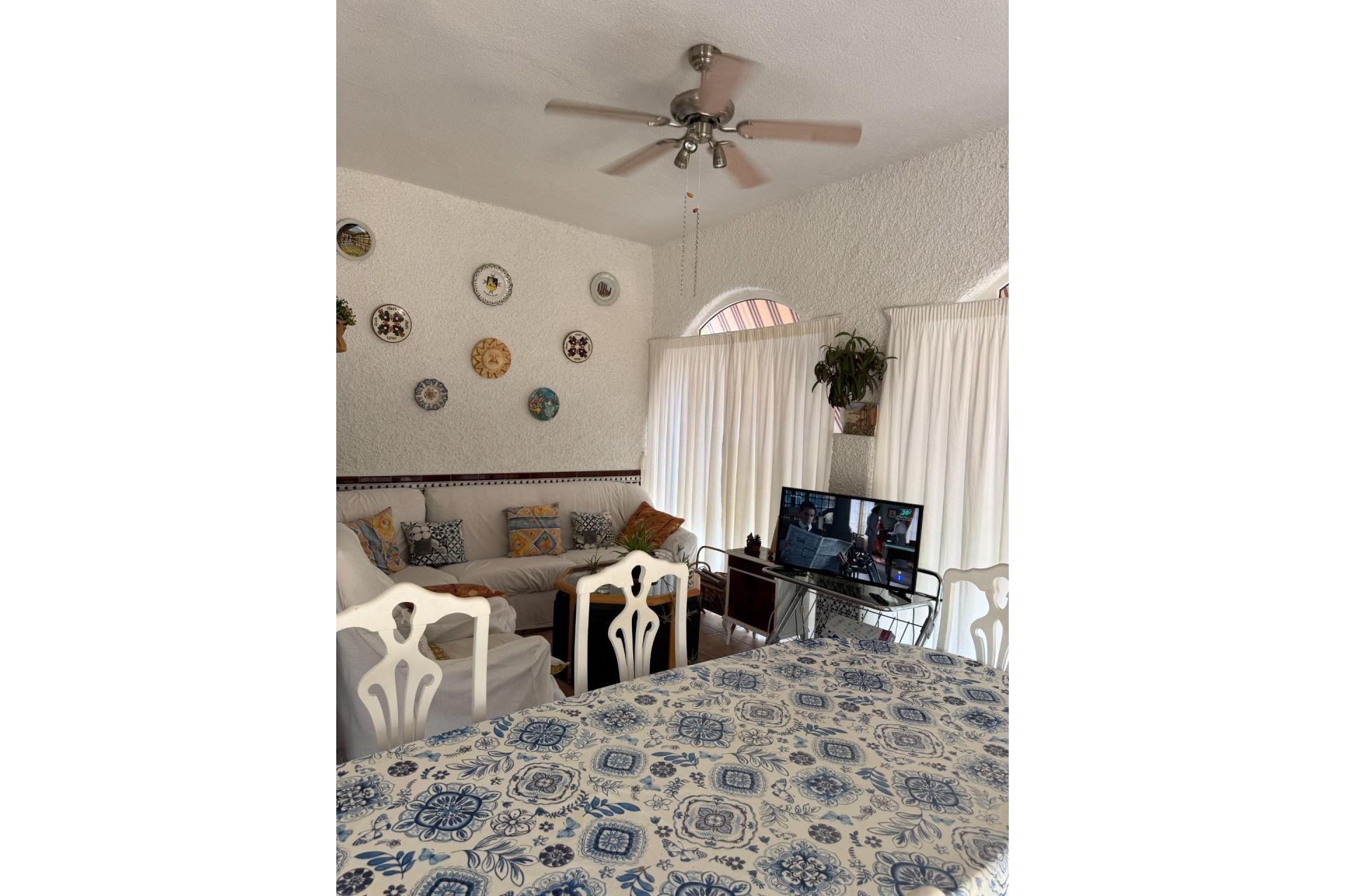 Resale - Villa -
Albatera - Partida Lomas