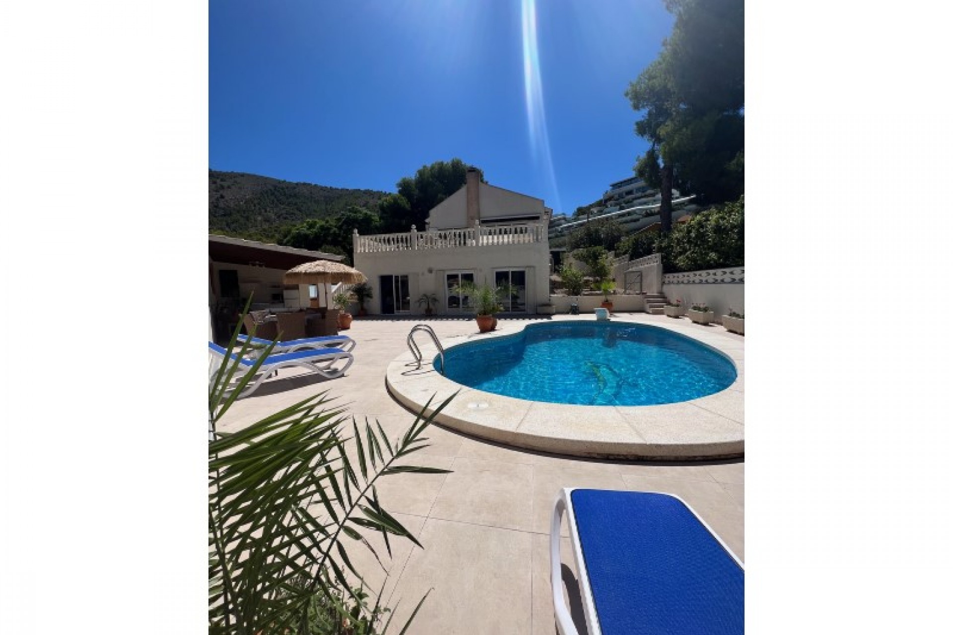 Resale - Villa -
Alfas del Pí - Costa Blanca