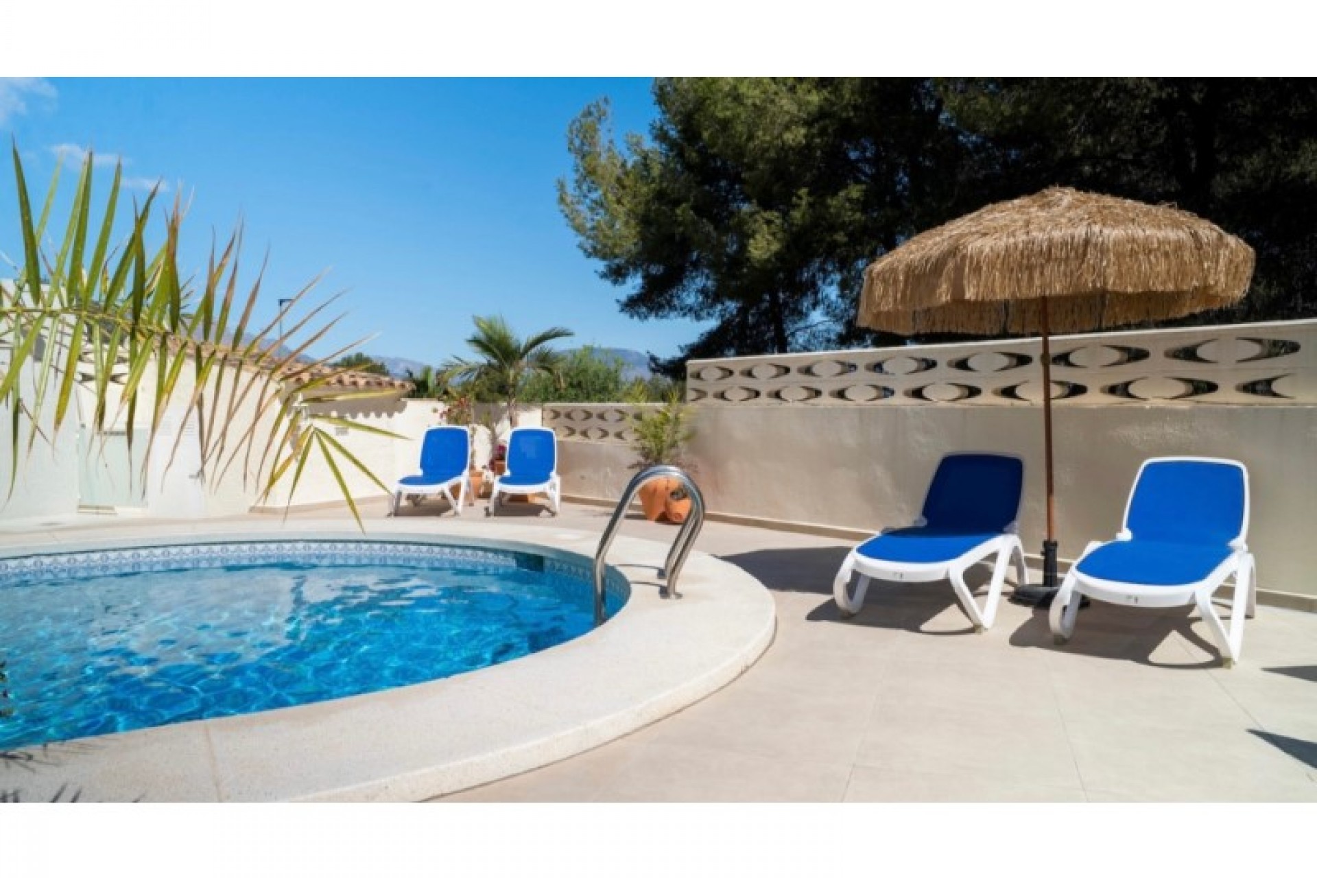 Resale - Villa -
Alfas del Pí - Costa Blanca