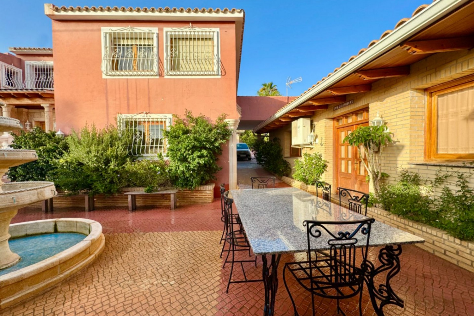 Resale - Villa -
Alfas del Pí - Costa Blanca