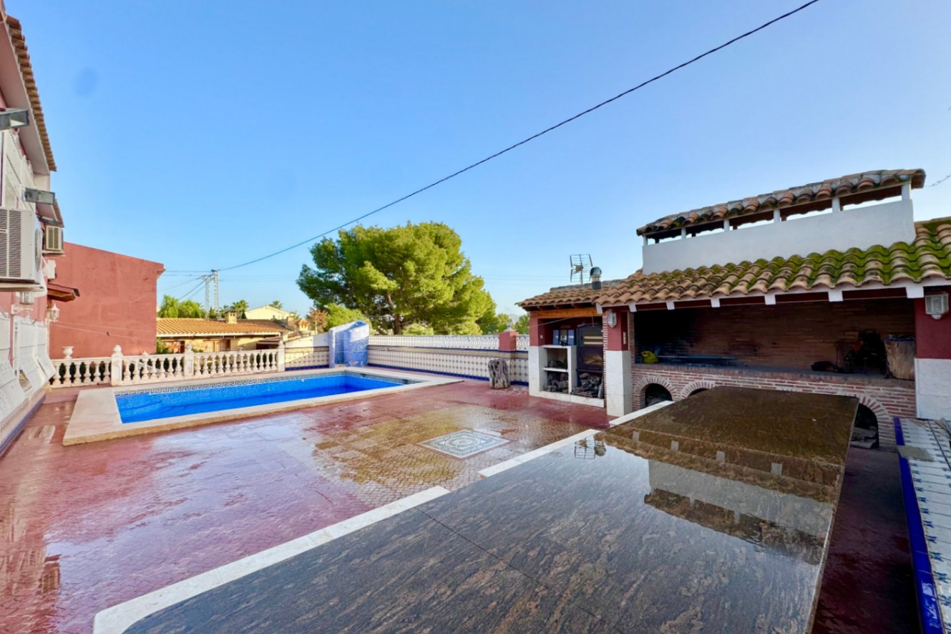 Resale - Villa -
Alfas del Pí - Costa Blanca