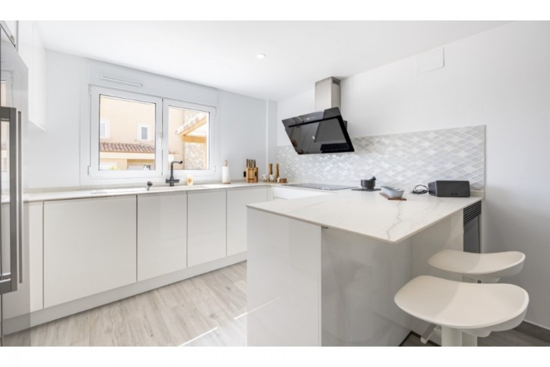 Resale - Villa -
Alfas del Pí - Costa Blanca