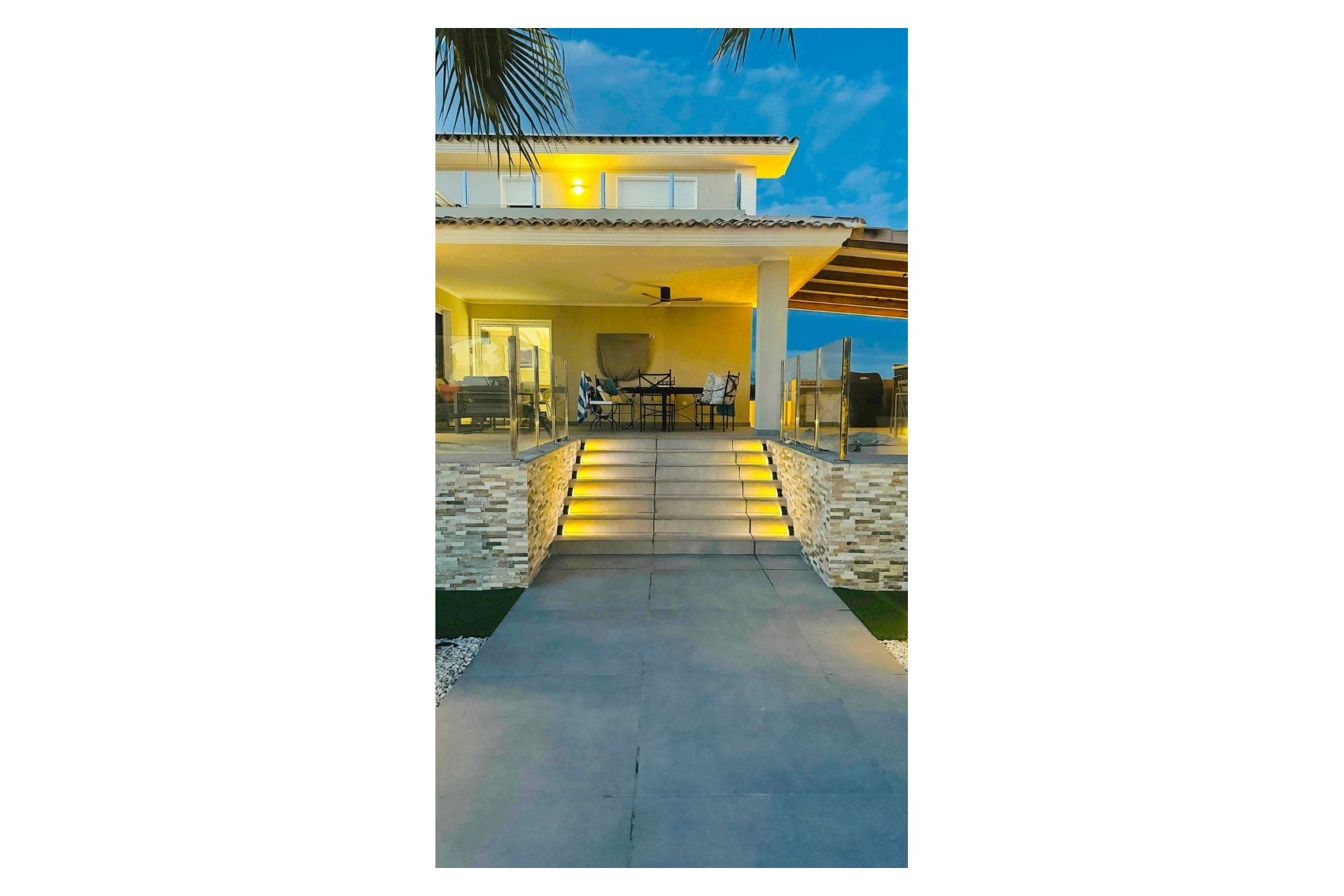 Resale - Villa -
Alfas del Pí - Costa Blanca