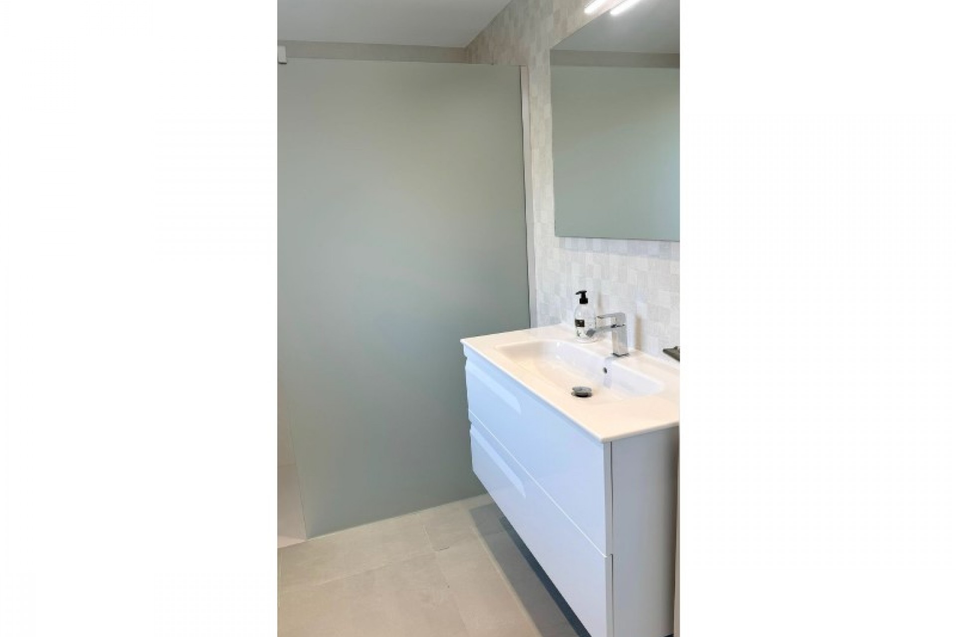 Resale - Villa -
Alfas del Pí - Costa Blanca