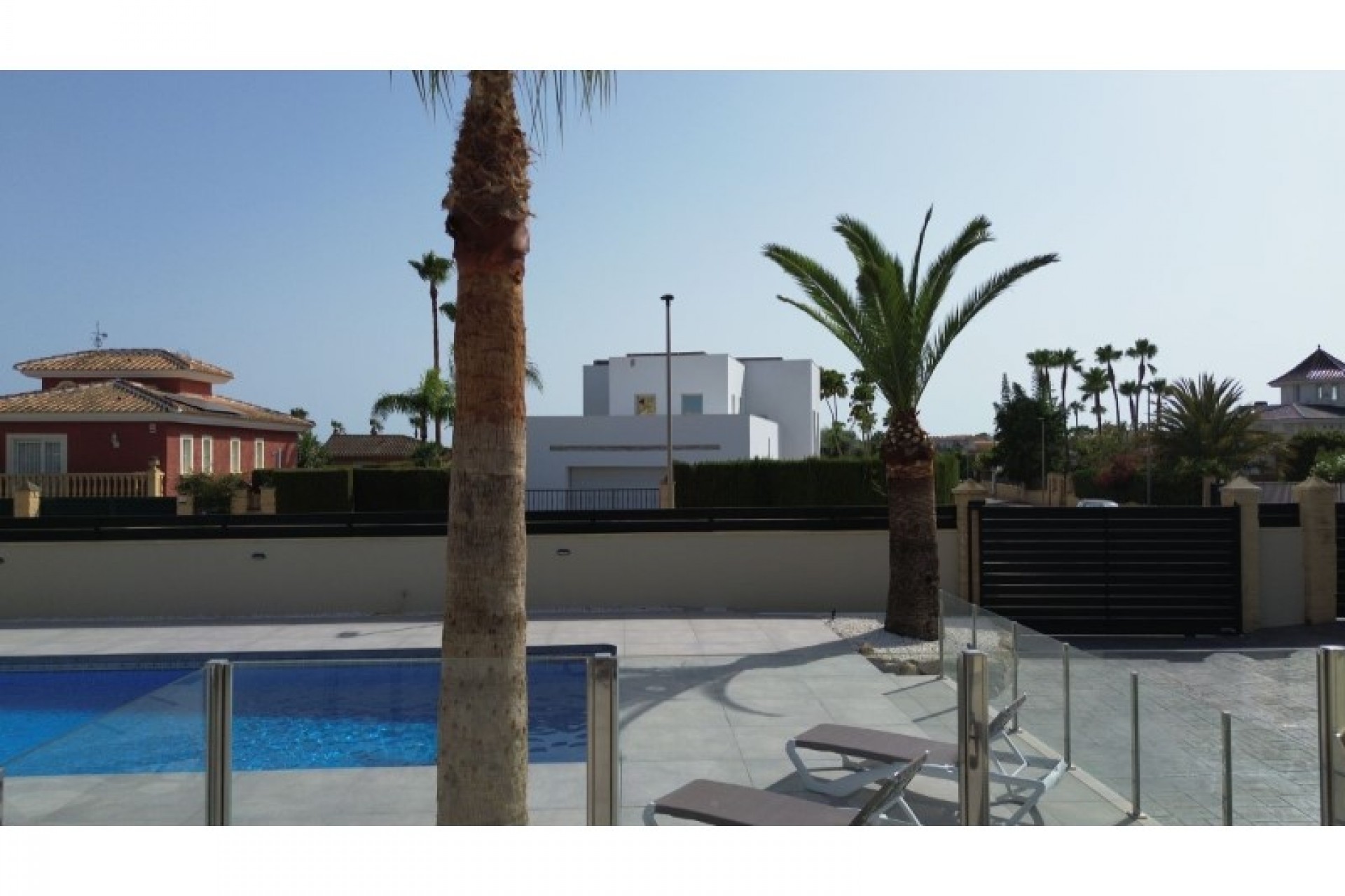 Resale - Villa -
Alfas del Pí - Costa Blanca