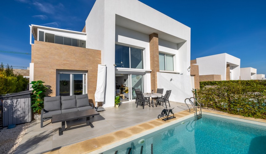 Resale - Villa -
Algorfa - Inland