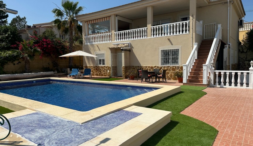 Resale - Villa -
Algorfa - Inland