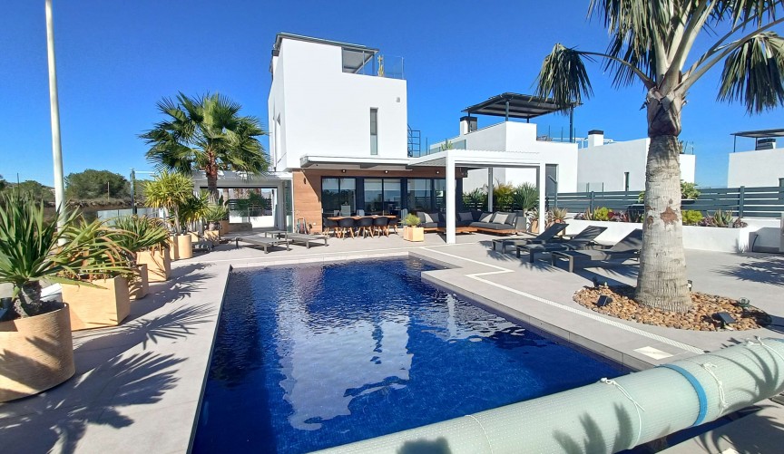 Resale - Villa -
Algorfa - Inland