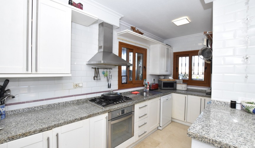 Resale - Villa -
Algorfa - Inland
