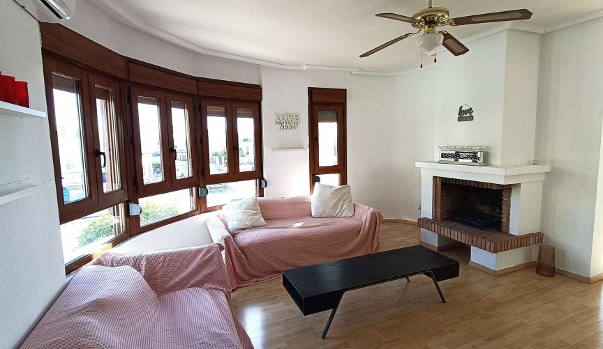 Resale - Villa -
Algorfa - Inland
