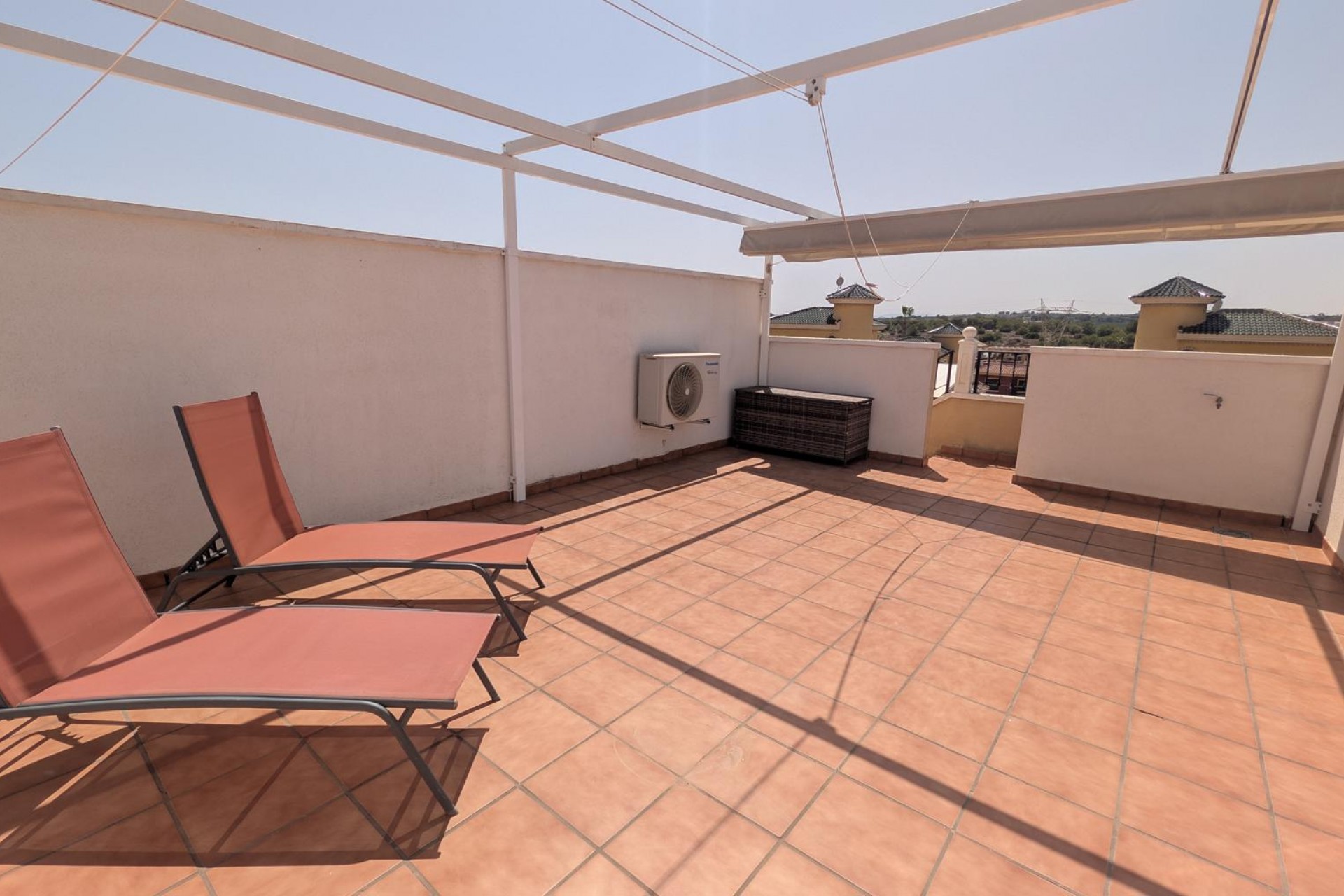 Resale - Villa -
Algorfa - Inland
