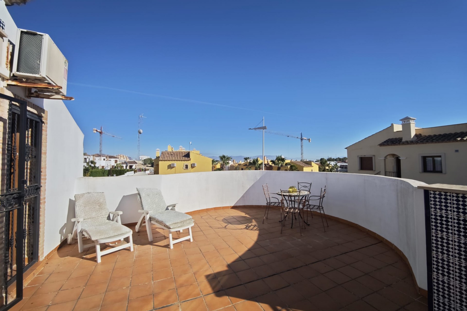 Resale - Villa -
Algorfa - Inland