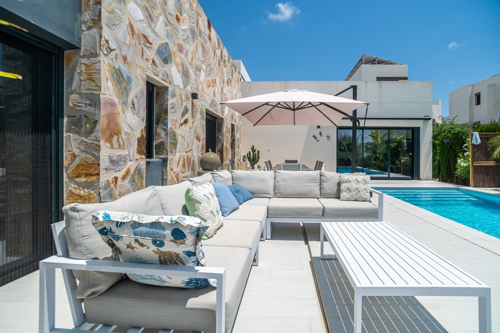 Resale - Villa -
Algorfa - Inland