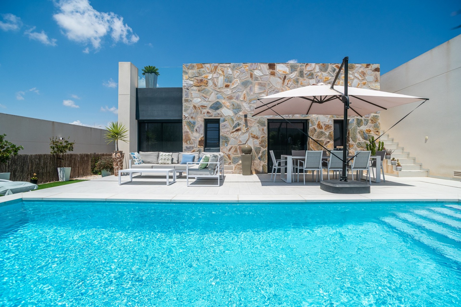 Resale - Villa -
Algorfa - Inland