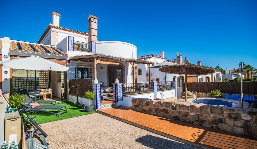 Resale - Villa -
Algorfa - Inland