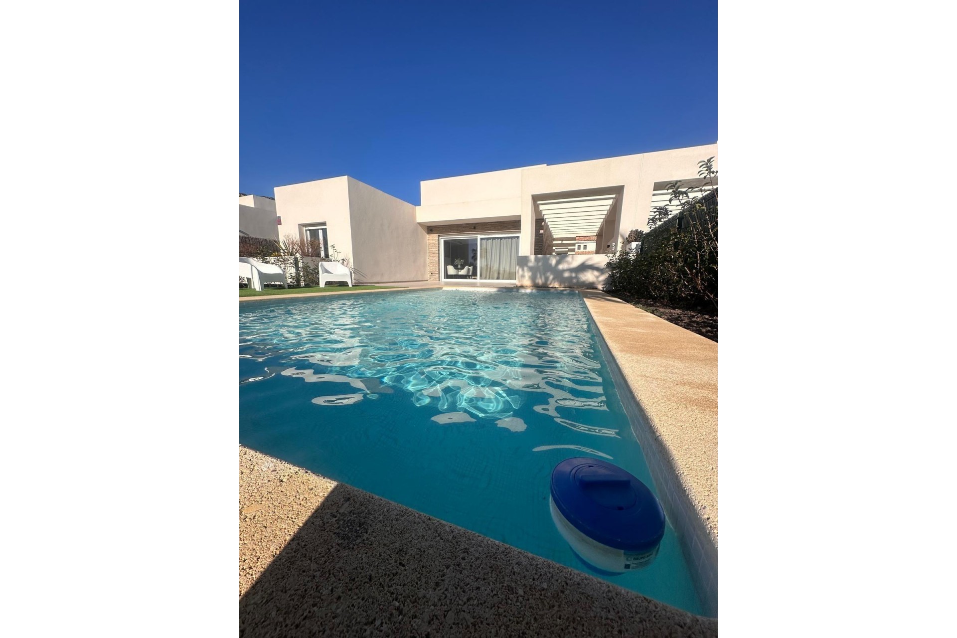 Resale - Villa -
Algorfa