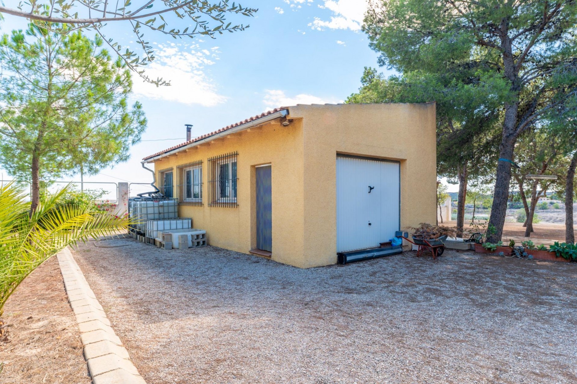 Resale - Villa -
Alicante - Ciudad De Asís - Font-calent - El Bacarot