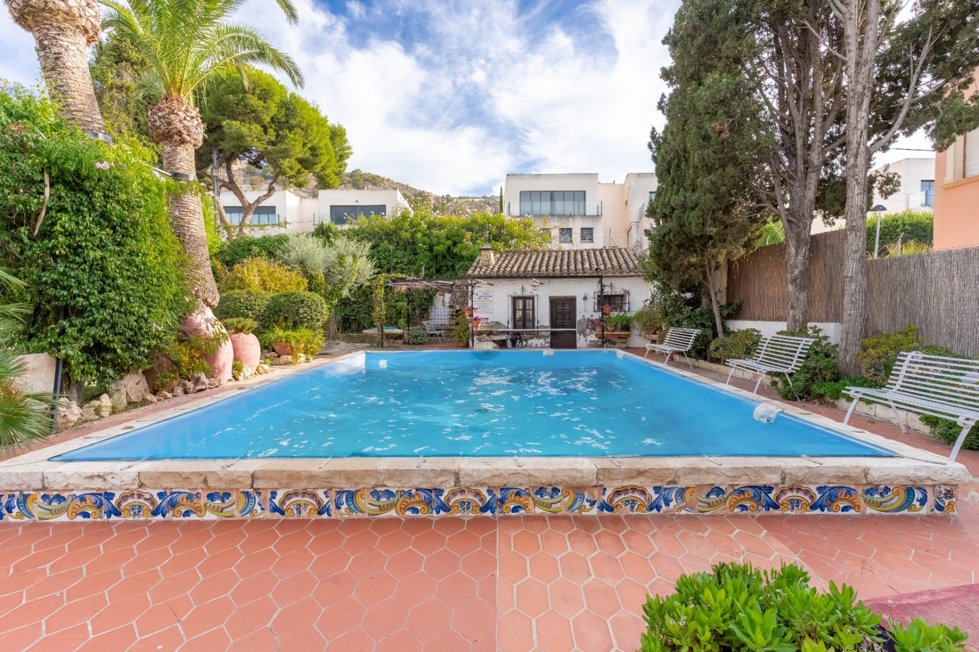 Resale - Villa -
Alicante - Costa Blanca