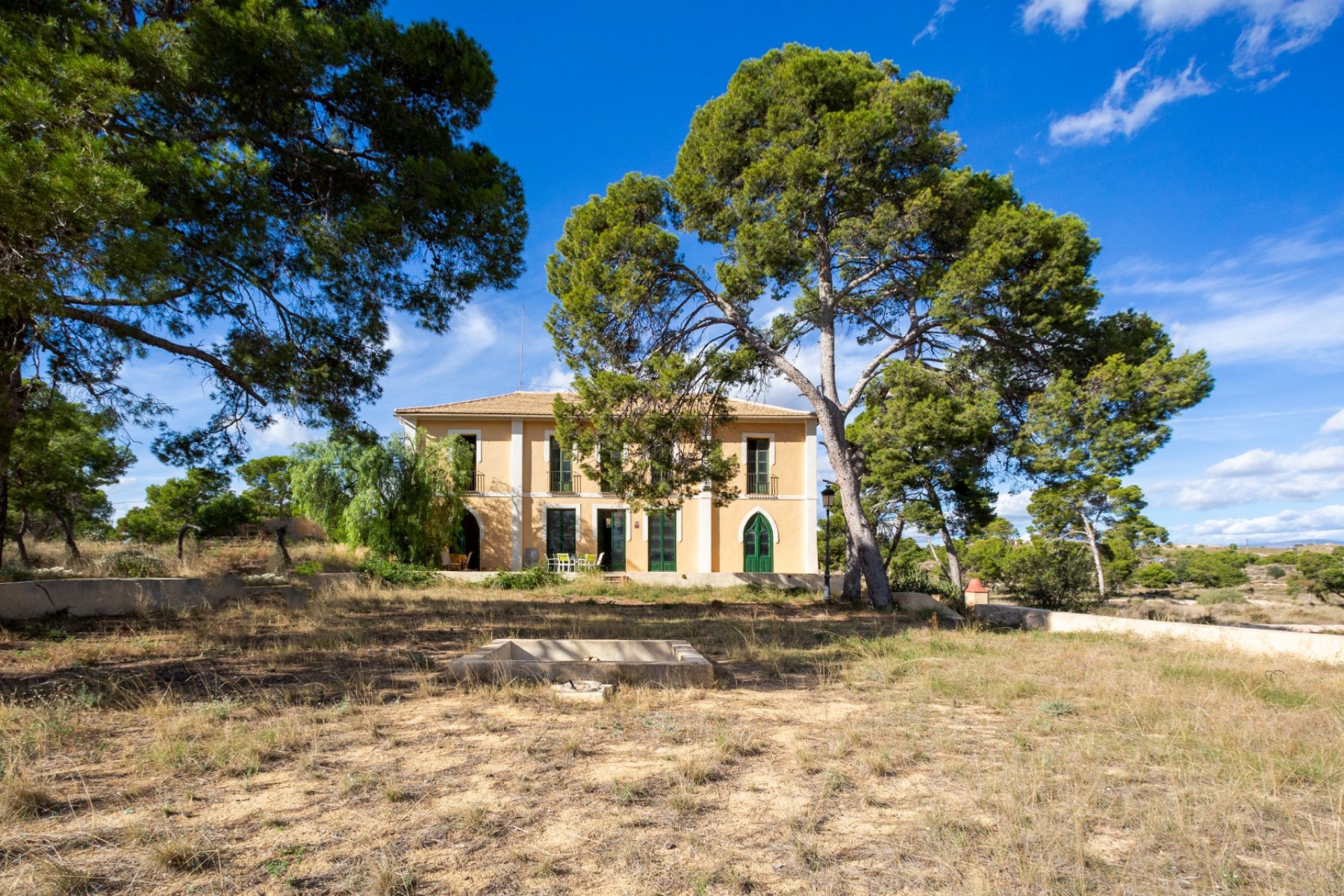 Resale - Villa -
Alicante - Costa Blanca