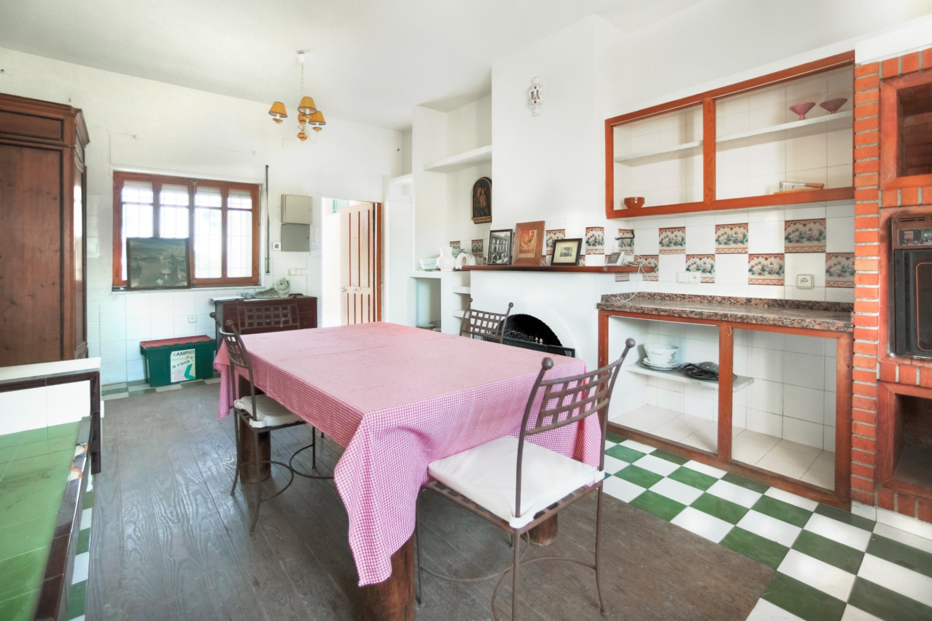 Resale - Villa -
Alicante - Costa Blanca