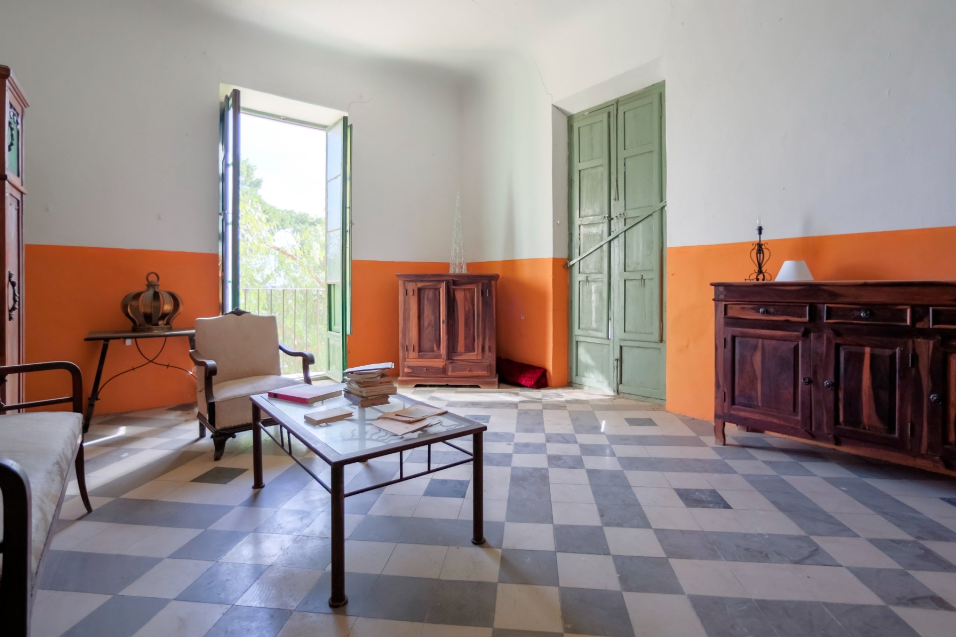 Resale - Villa -
Alicante - Costa Blanca