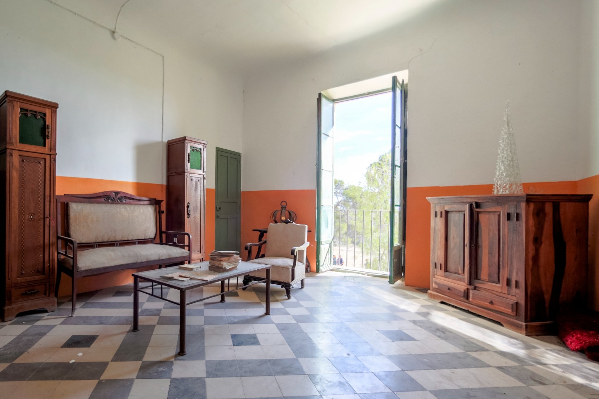 Resale - Villa -
Alicante - Costa Blanca