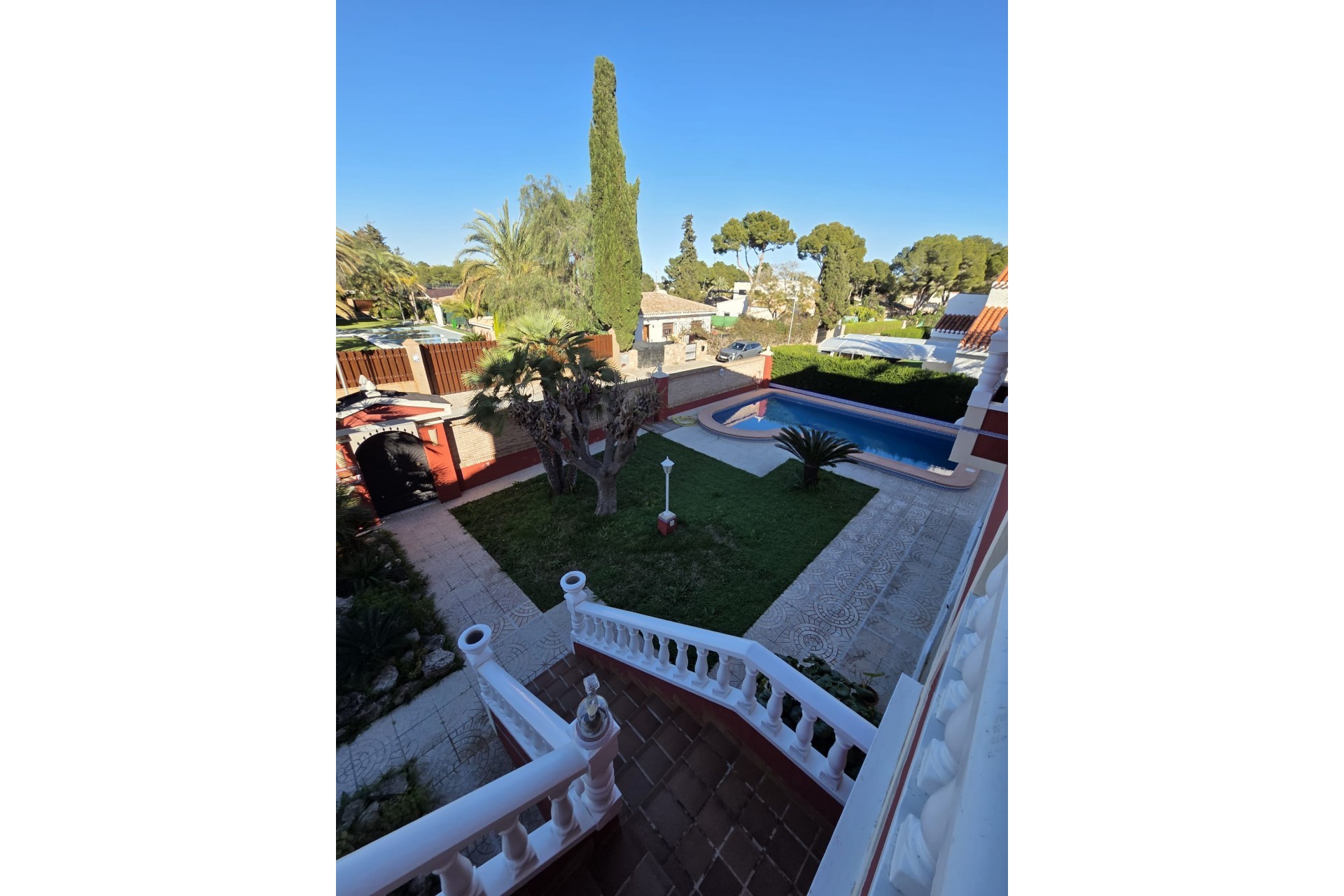 Resale - Villa -
Alicante - Costa Blanca