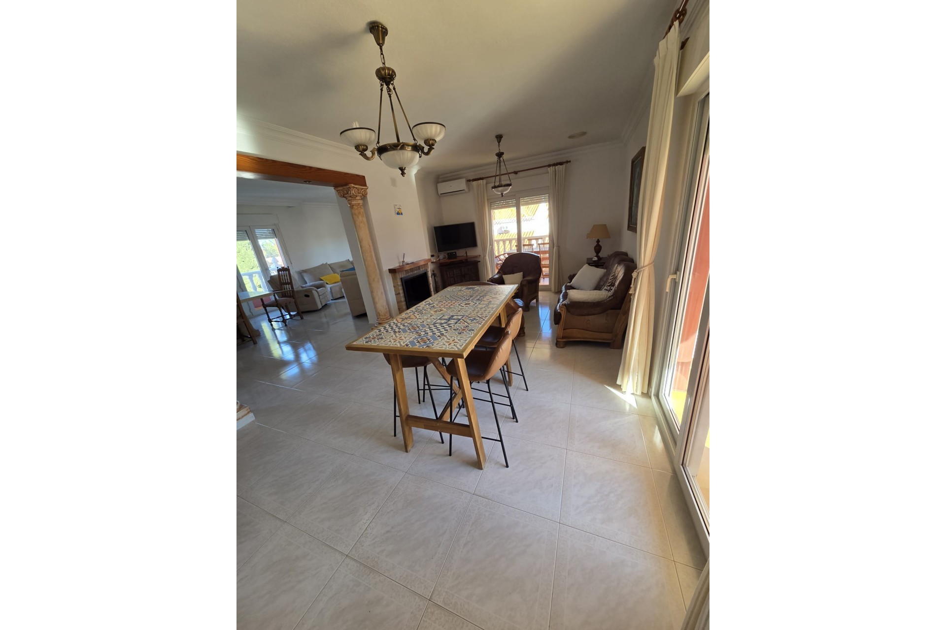 Resale - Villa -
Alicante - Costa Blanca