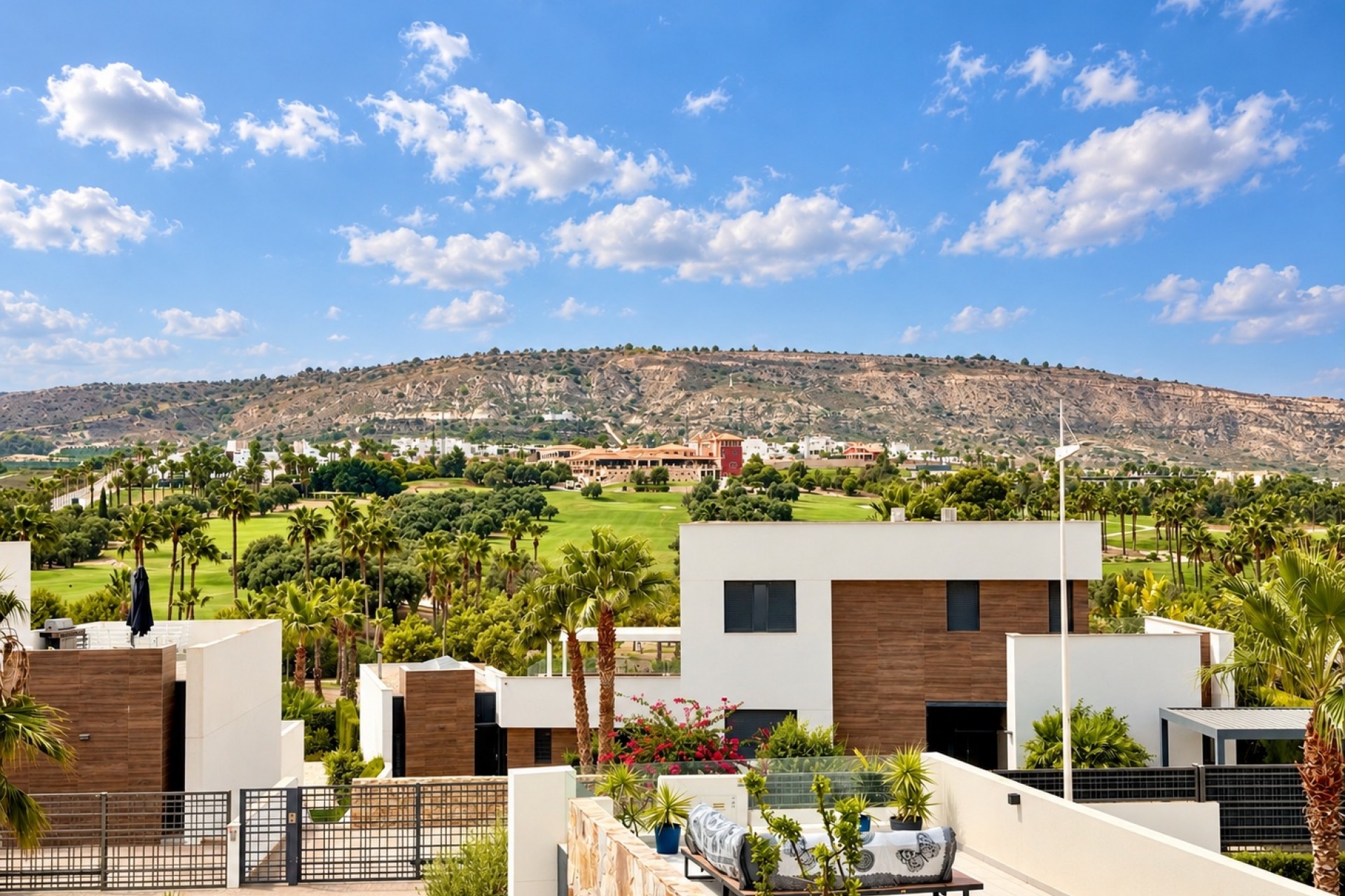 Resale - Villa -
Alicante - Costa Blanca
