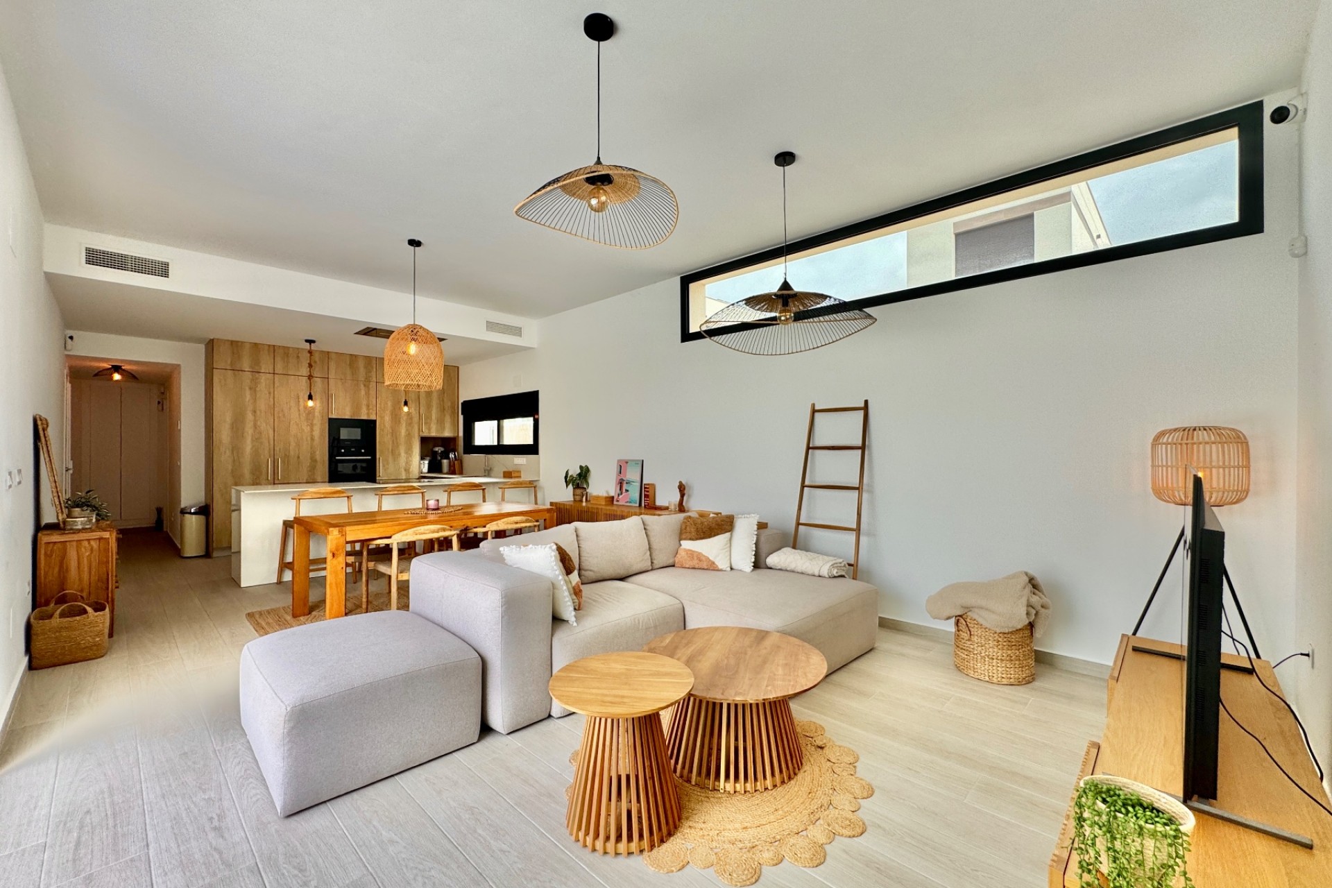 Resale - Villa -
Alicante - Costa Blanca