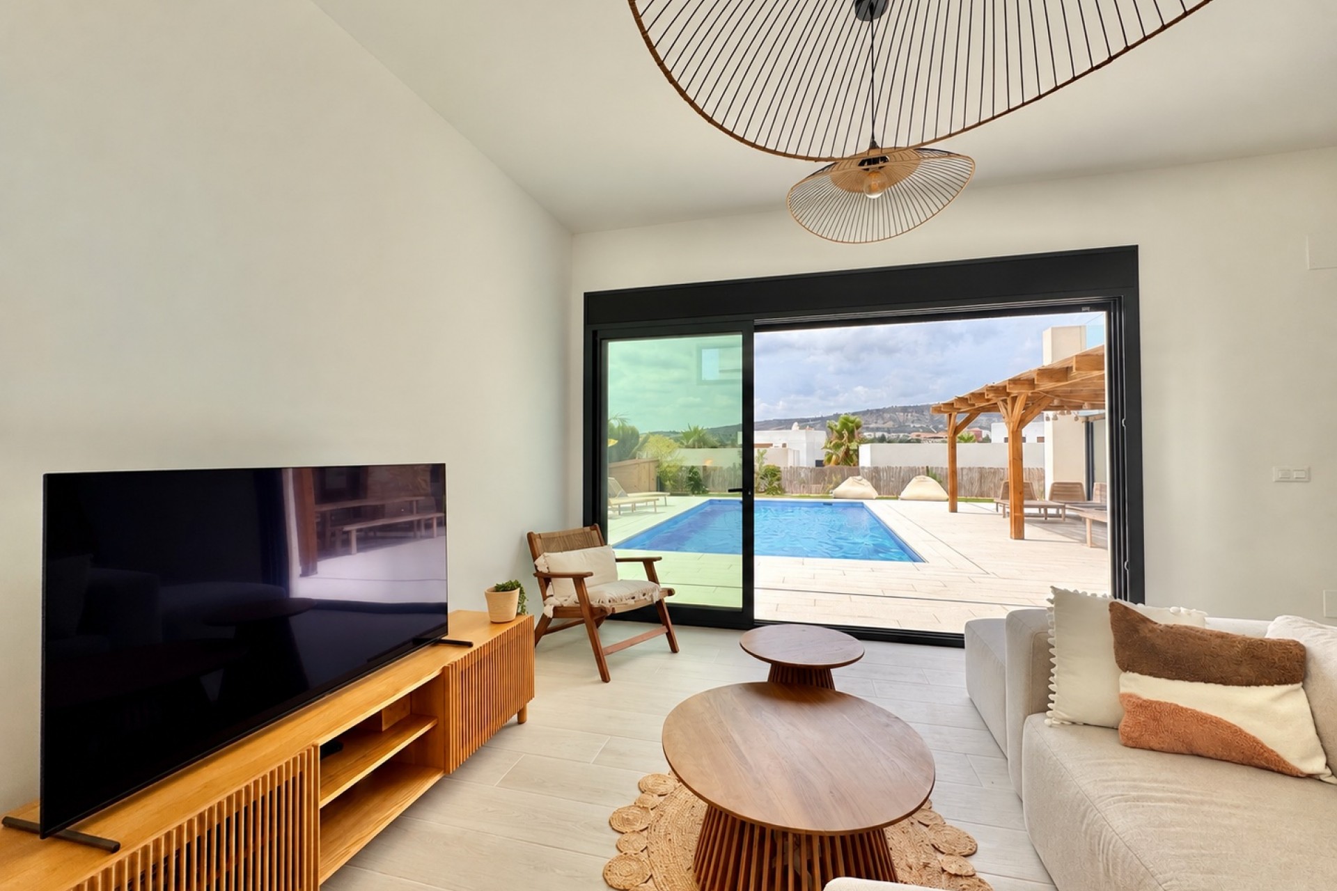 Resale - Villa -
Alicante - Costa Blanca