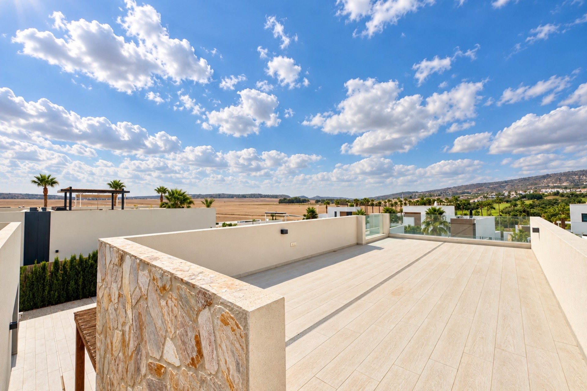 Resale - Villa -
Alicante - Costa Blanca