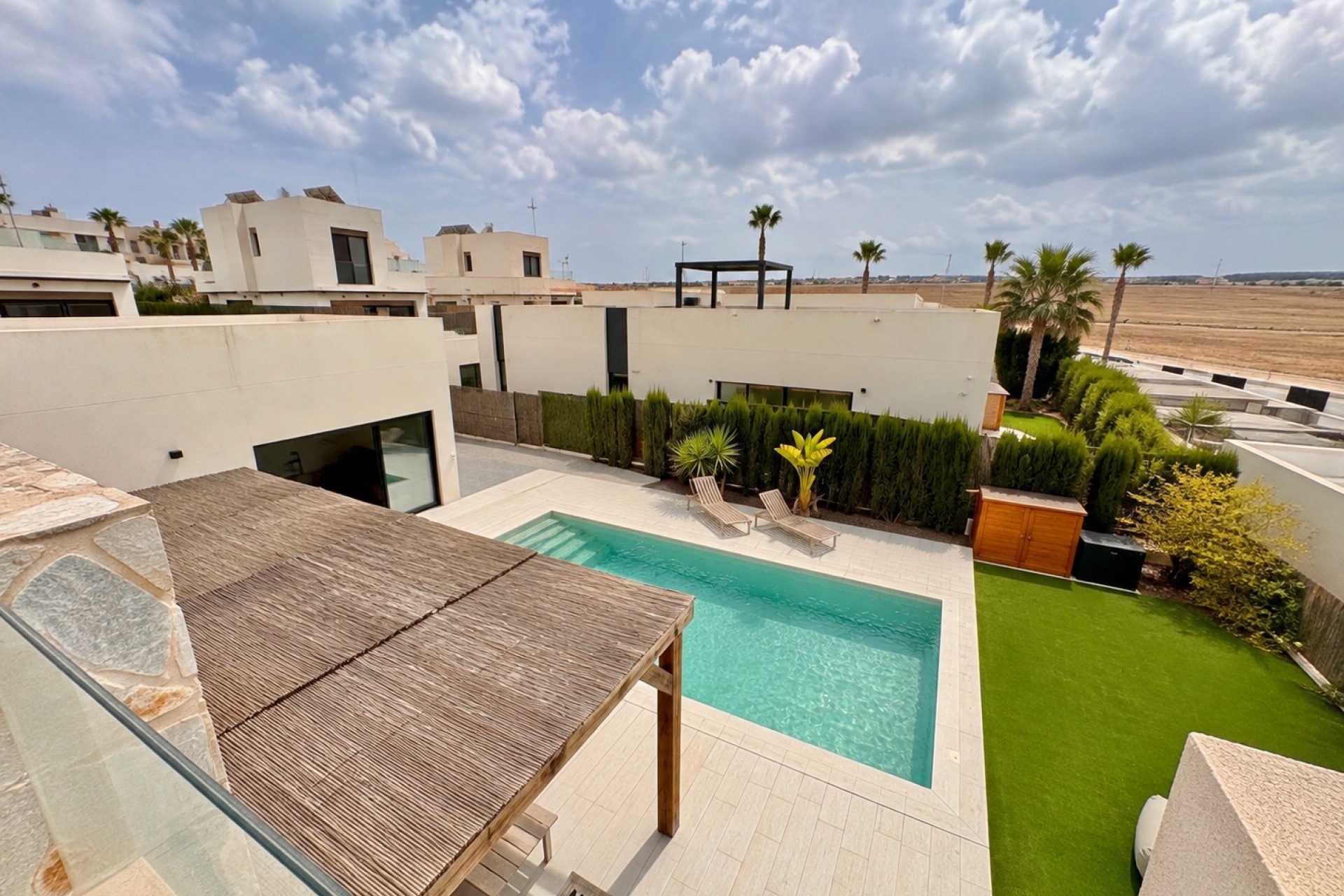 Resale - Villa -
Alicante - Costa Blanca
