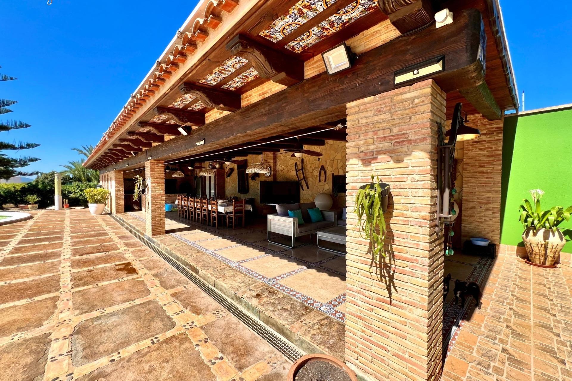Resale - Villa -
Almoradí - Comunidad Valenciana