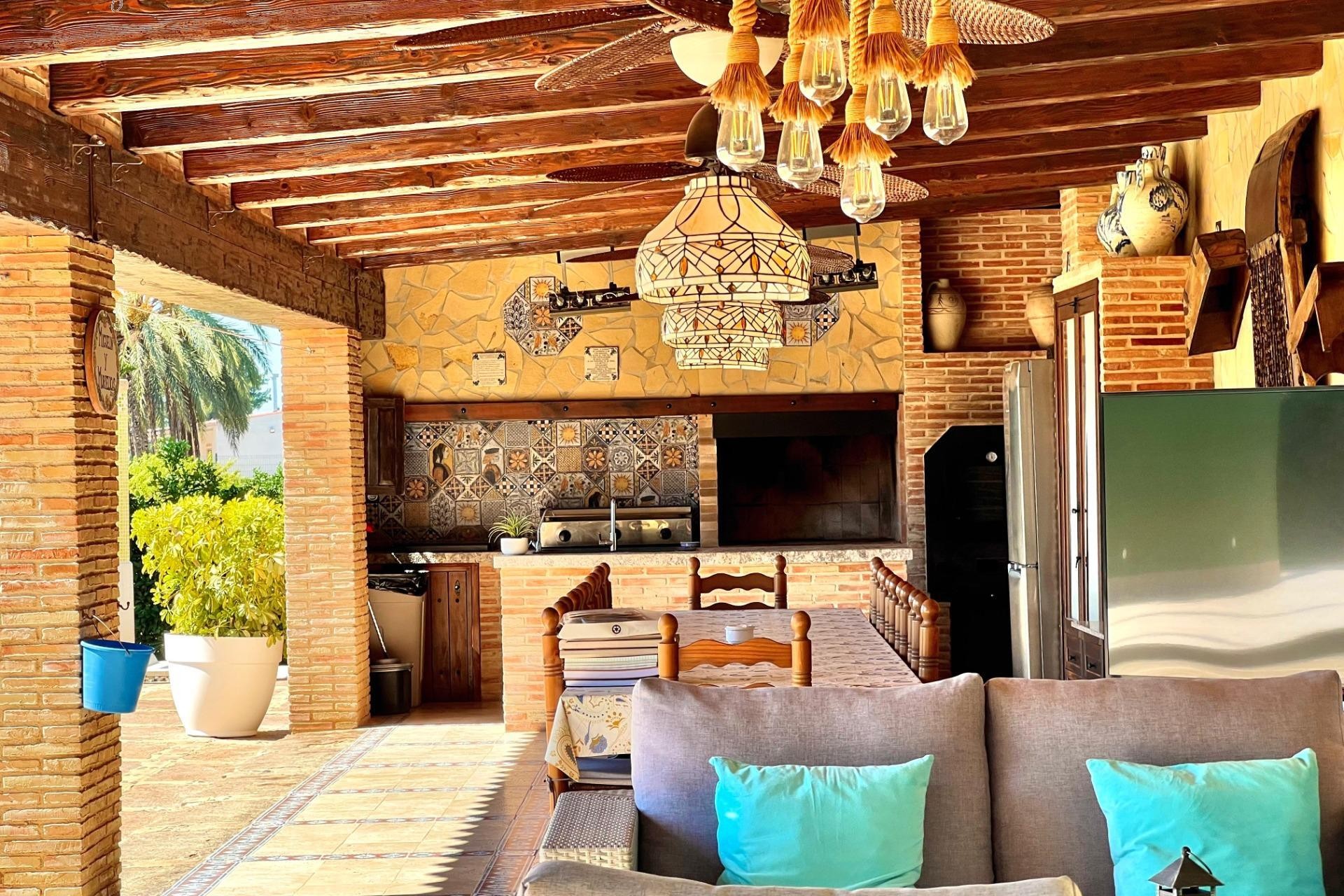 Resale - Villa -
Almoradí - Comunidad Valenciana