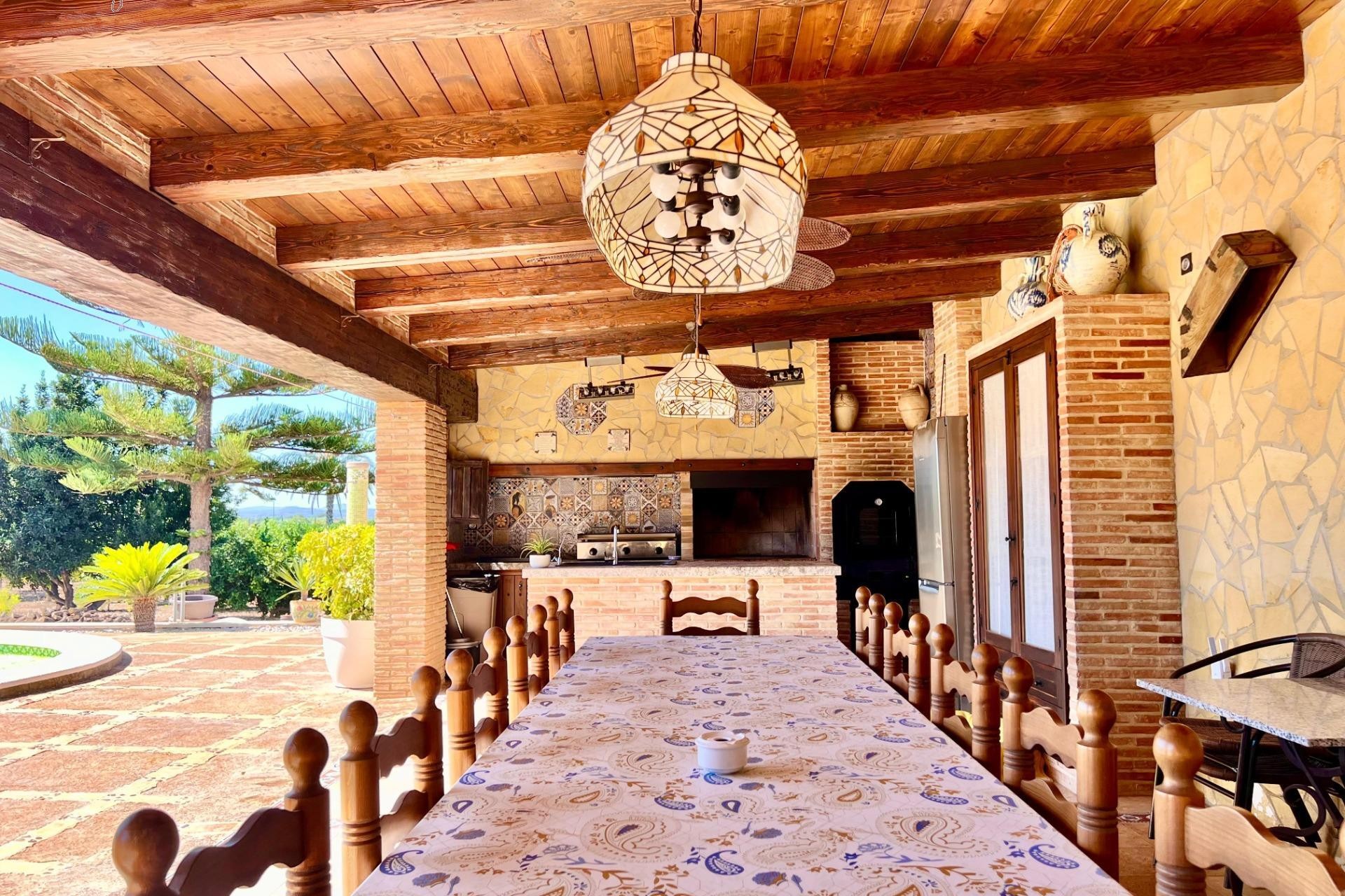 Resale - Villa -
Almoradí - Comunidad Valenciana